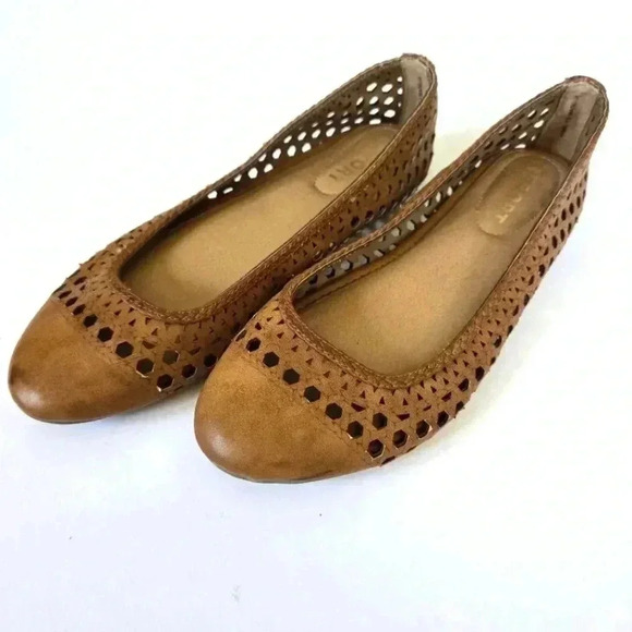 Report ballet flats size 7.5 (fits 6.5-7) - Picture 1 of 7